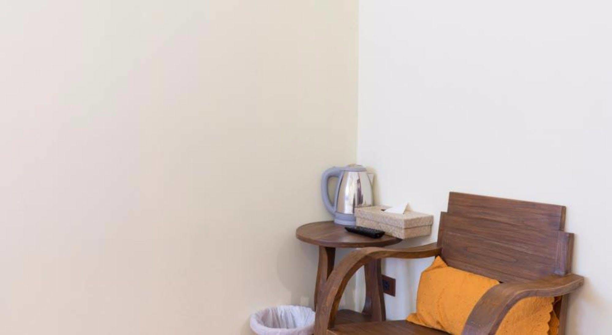 Bed and Breakfast Manon Sleepeatdrink Chiang Mai Zewnętrze zdjęcie